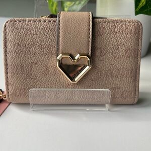 Juicy Couture Nude Blush Wallet, bag charm, with Gold Hardware – NWT